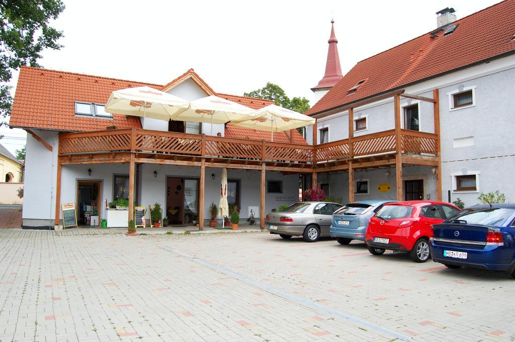 Pension U Dubu Františkovy Lázně Zewnętrze zdjęcie