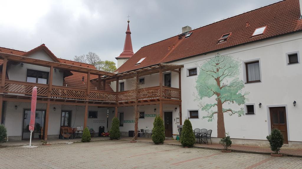 Pension U Dubu Františkovy Lázně Zewnętrze zdjęcie